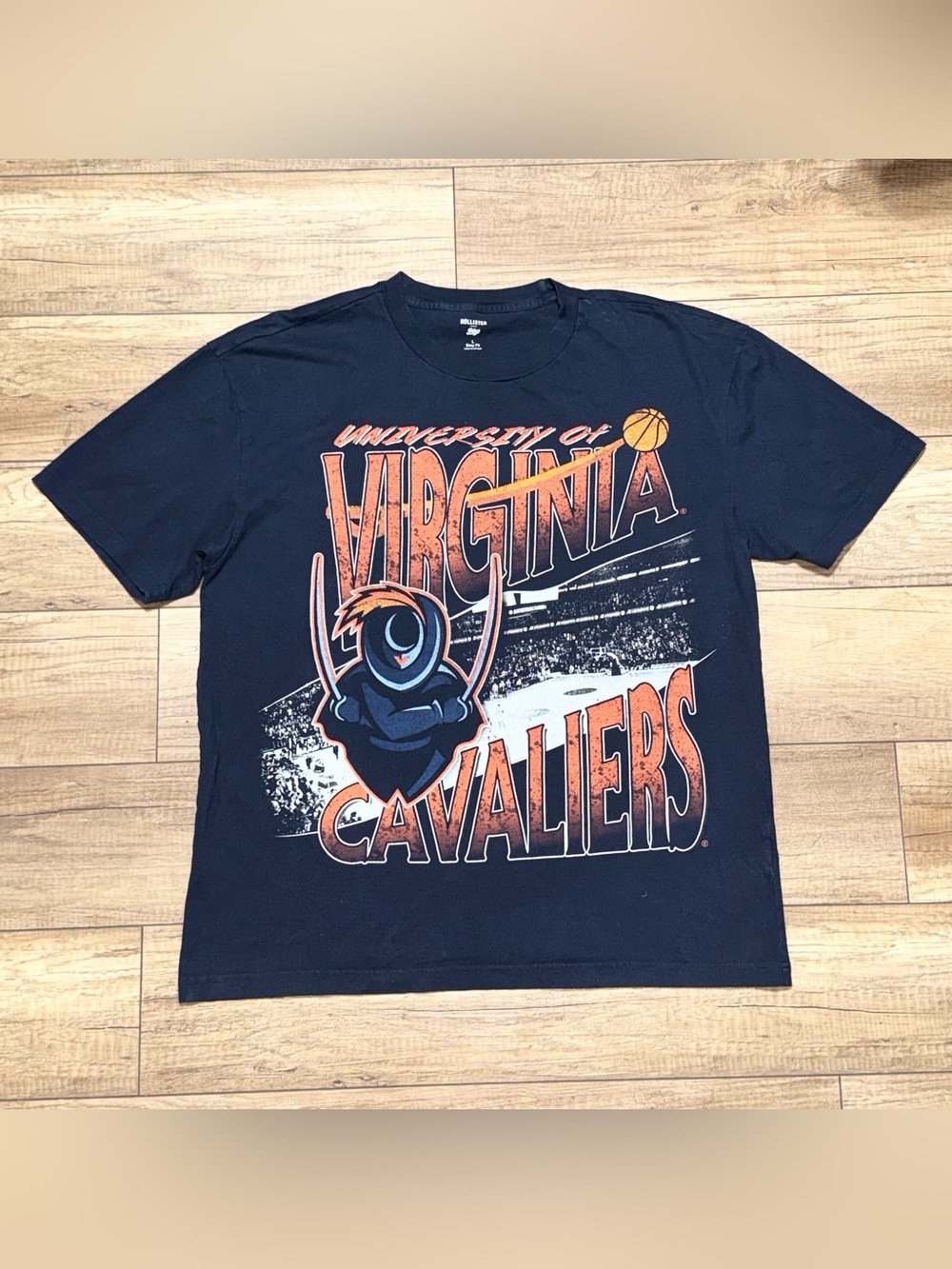 Hollister Blue 84 Univeristy Of Virginia Cavaliers Boxy Fit T Shirt Adult L